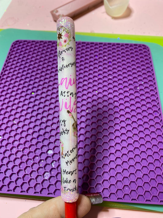 Wilson custom glitter gel pen | Pen wrap Wilson Glitter pen | Wilson Pink Gel pen | Custom Design