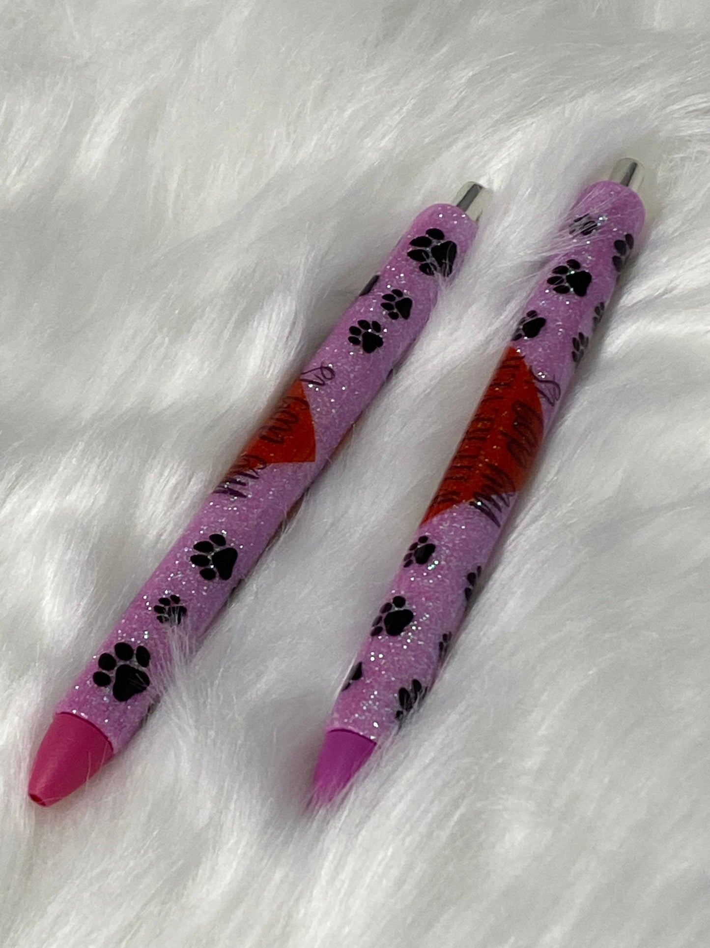 Home is where my dog is Glitter Pens, Glitter Gel Pens- Pink glitter pen. Only one pen for the list price