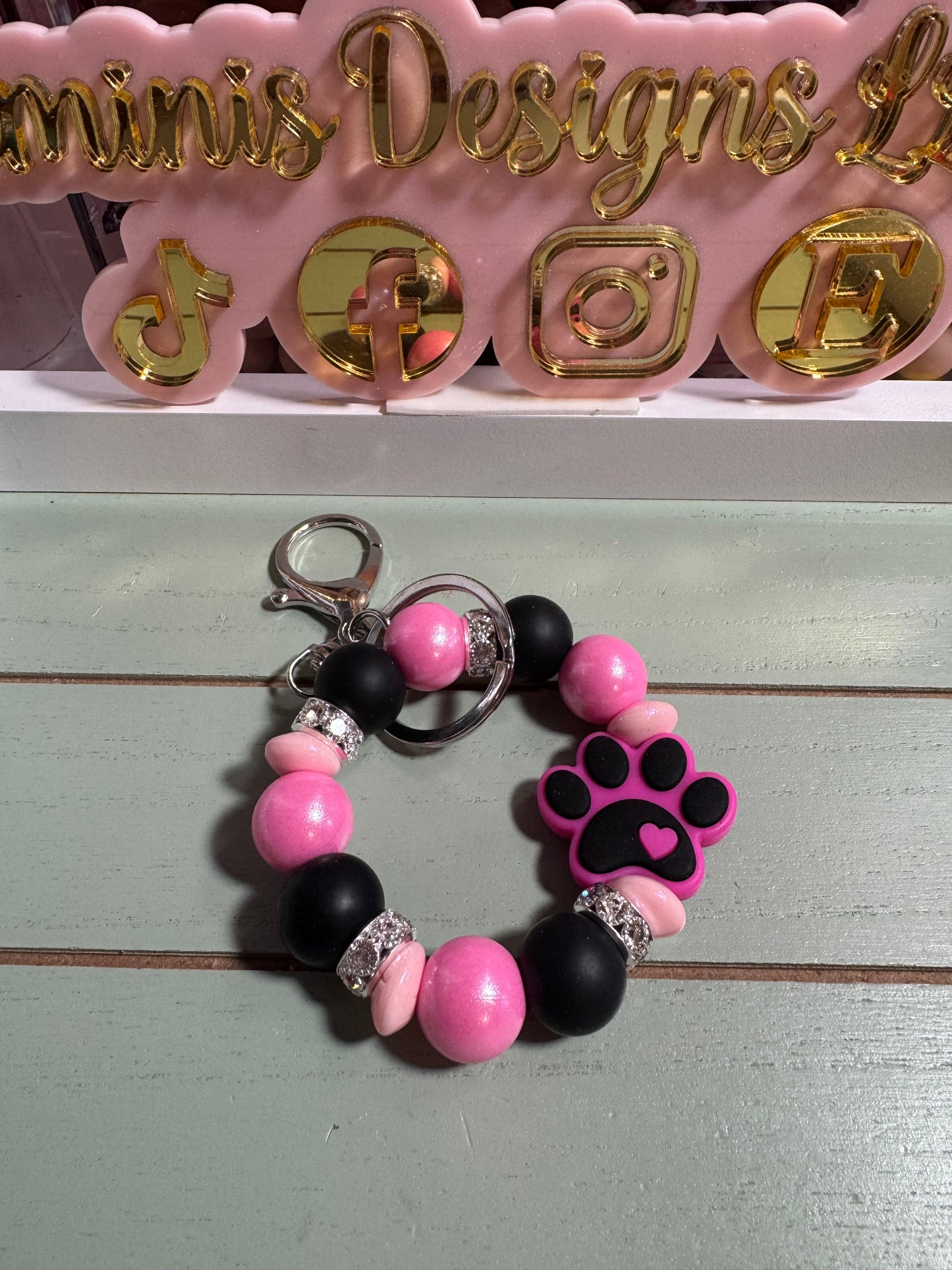 Beaded mini keychain, paw print choice of design picture/ paw print dog dangle keychain