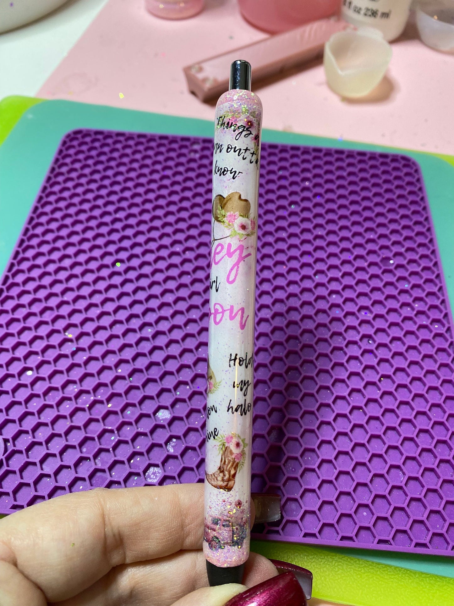 Wilson custom glitter gel pen | Pen wrap Wilson Glitter pen | Wilson Pink Gel pen | Custom Design