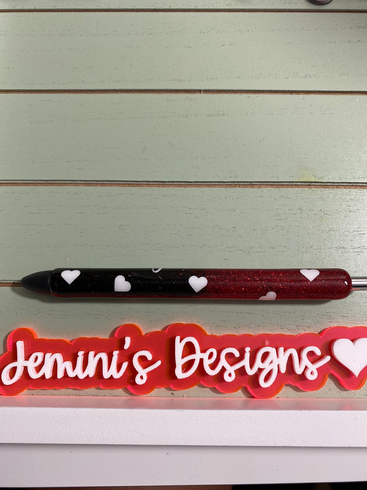 I love you to the moon Glitter Pen/Red & black glitter pen with tiny hearts.  I love you to the moon heart glitter gel pen.