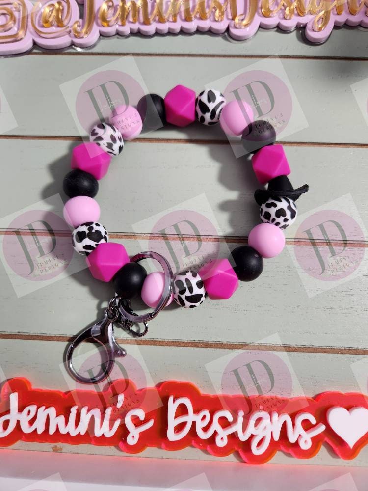 Beaded Bangle Cowboy hat hot pink & black cow print Keychain/beaded Bangle for her/pink and black cowboy wristlet/bangle cow wristlet