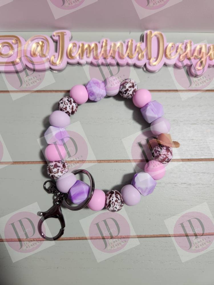 Ready to Ship Beaded Bangle Cowboy hat pink/lavender Keychain/beaded Bangle for her/brown cowboy wristlet Bangle bracelet