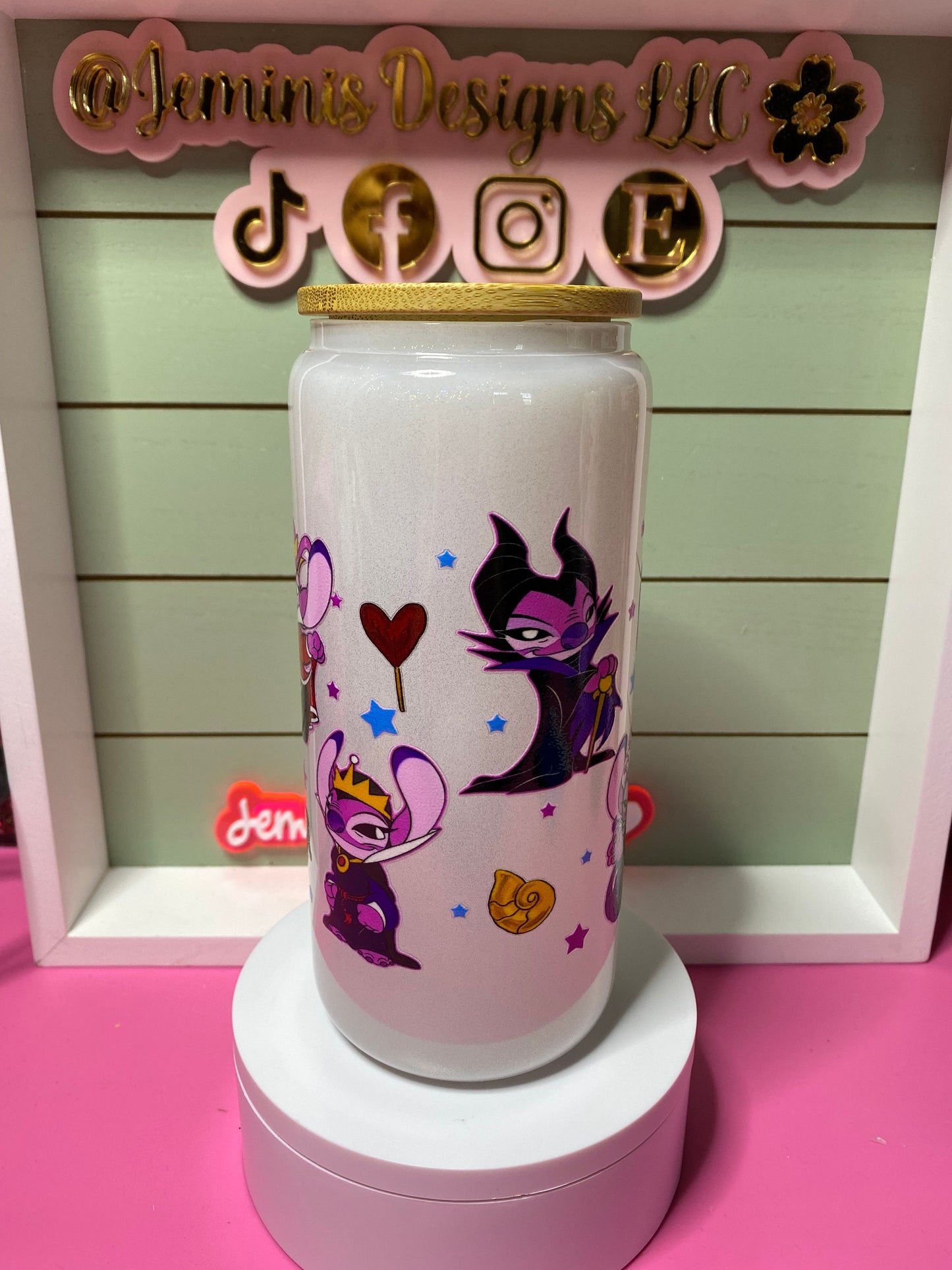 Pink cat, frog character tumbler, 16oz frosted glass w/ bamboo lid/colored cat uvdtf glass can flower cat glass can/ cute frog glass tumbler