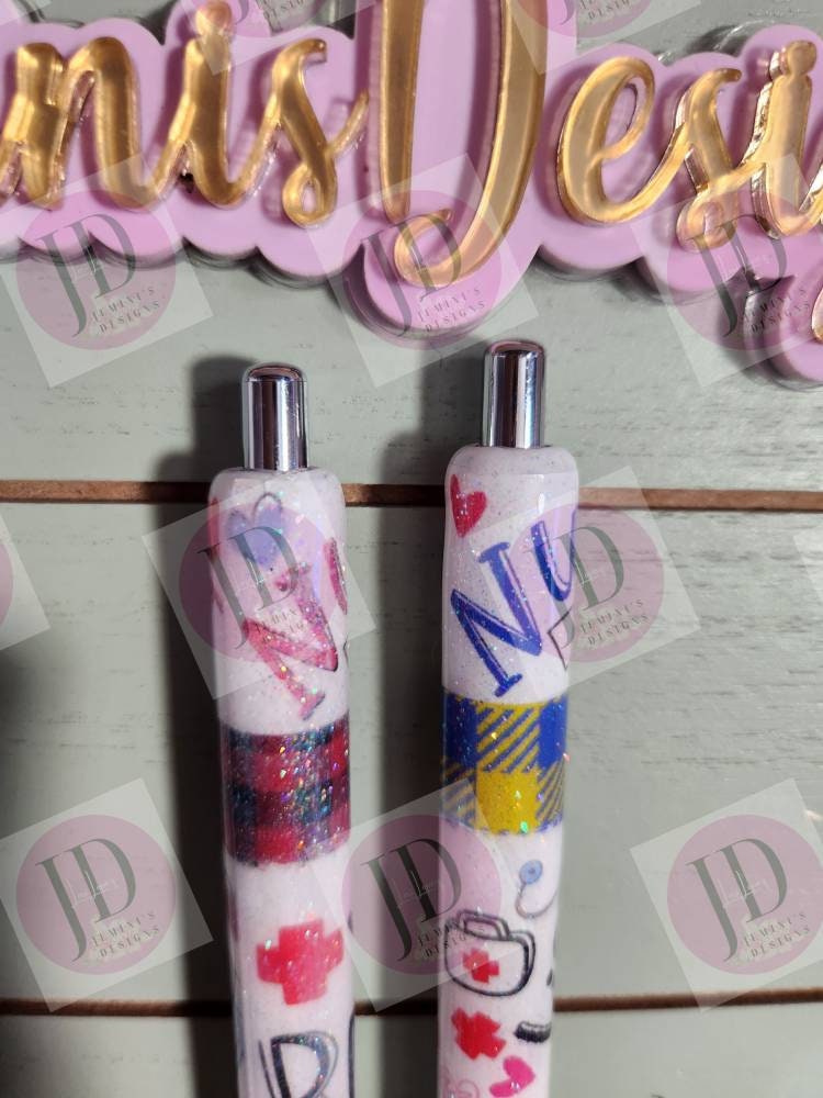 Nurse, RN, Love Brave Strong pen wrap Glitter pen, pen wrap with Lots of vibrant colors sparkle.   Gorgeous glitter pen