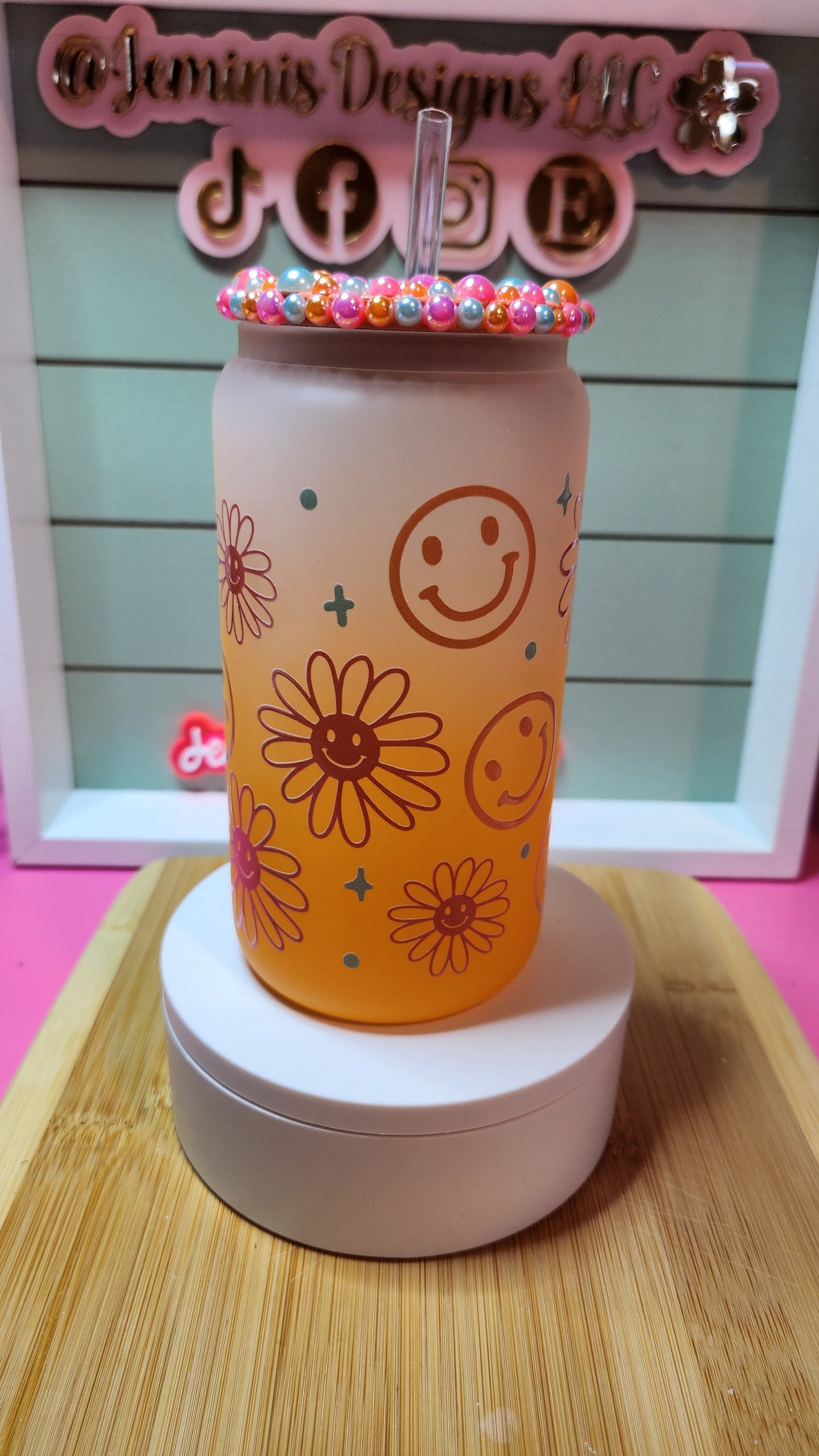 Smiley face flower orange frosted 16oz frosted glass w/ bamboo embelished lid/ floral smiley face flower  glass can tumbler