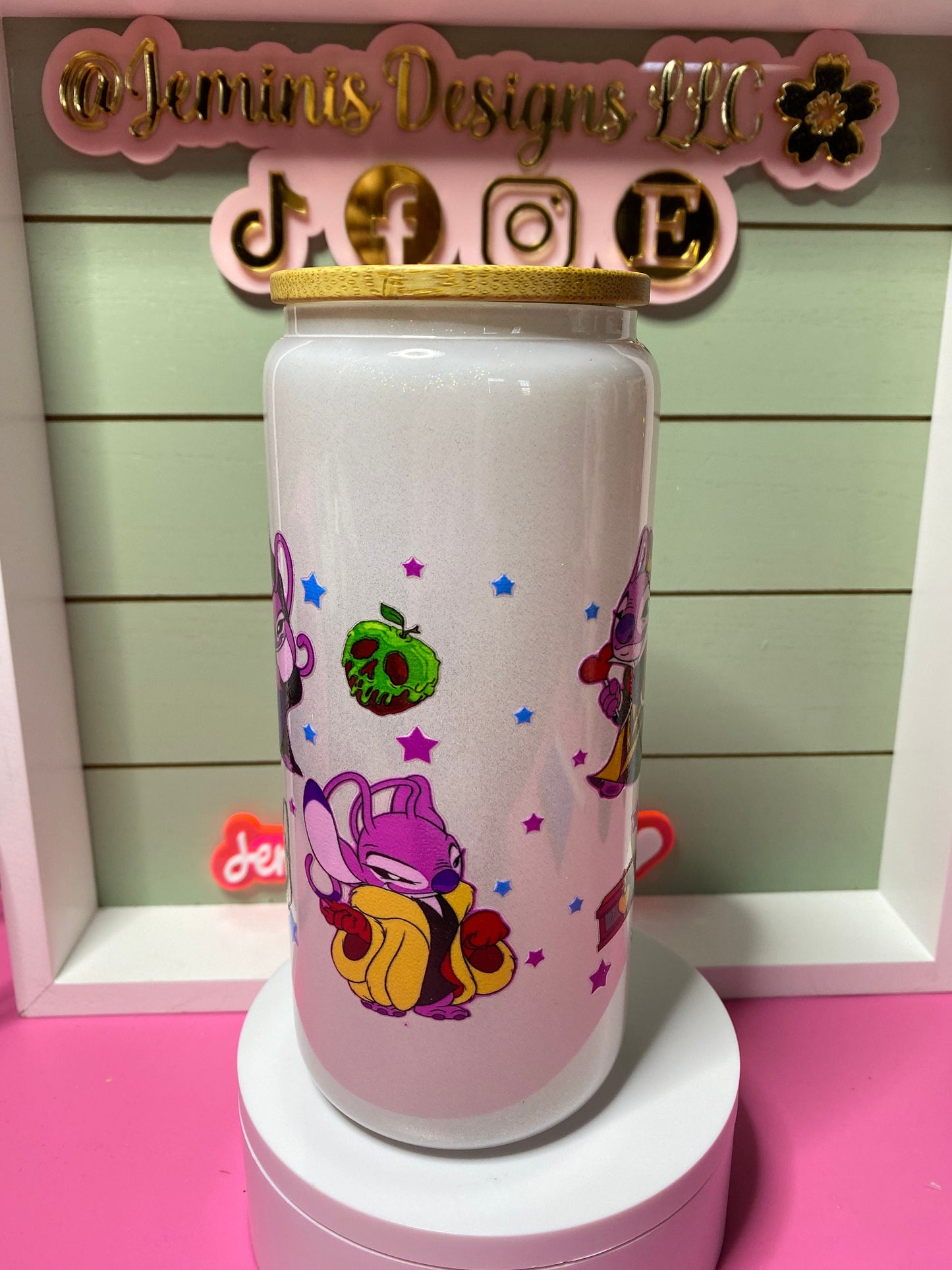 Pink cat, frog character tumbler, 16oz frosted glass w/ bamboo lid/colored cat uvdtf glass can flower cat glass can/ cute frog glass tumbler