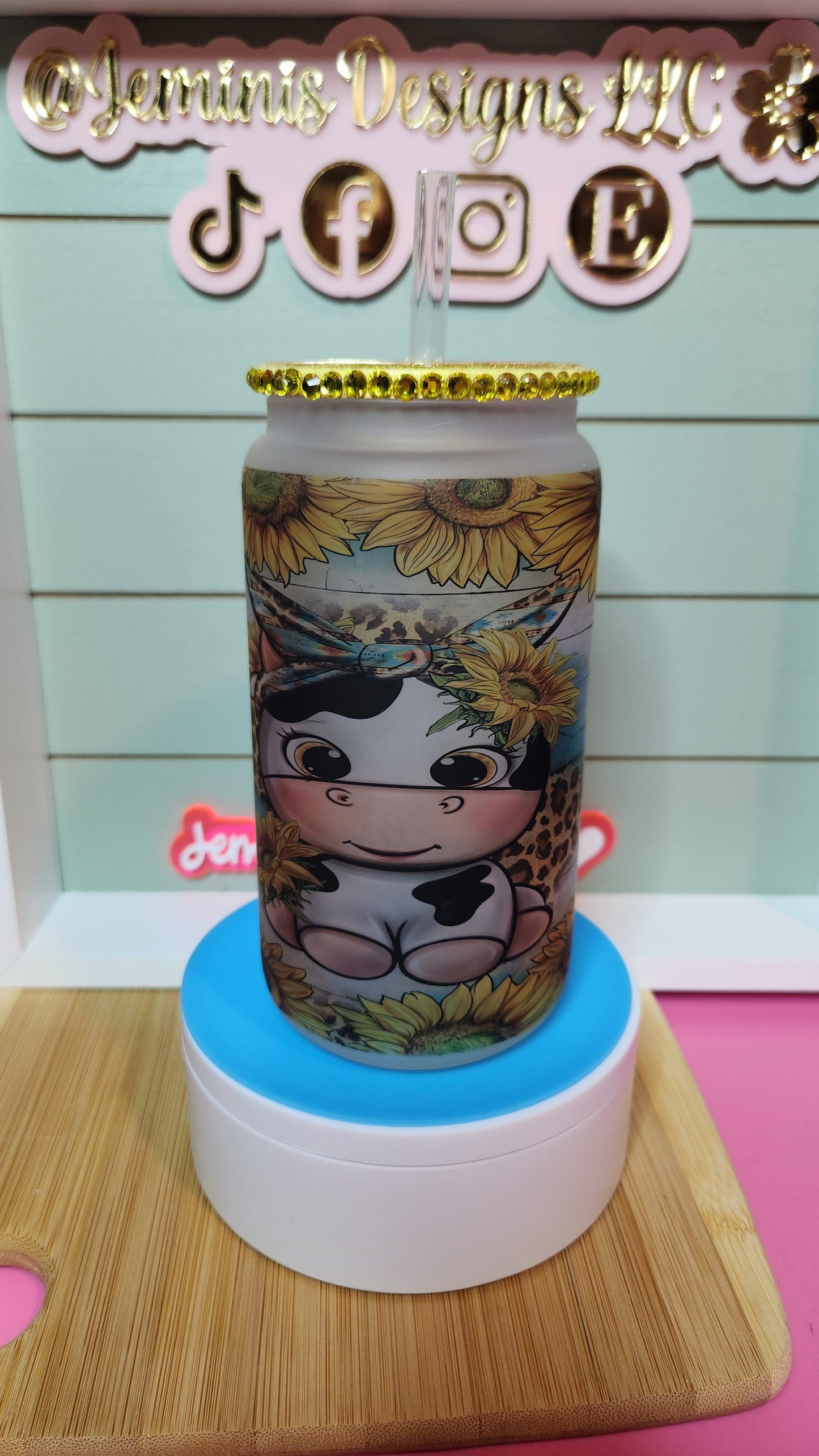 Cute Cow sunflower tumbler, 16oz glass w/ bamboo lid/resin glitter mama lid/ 16oz sublimated glass can