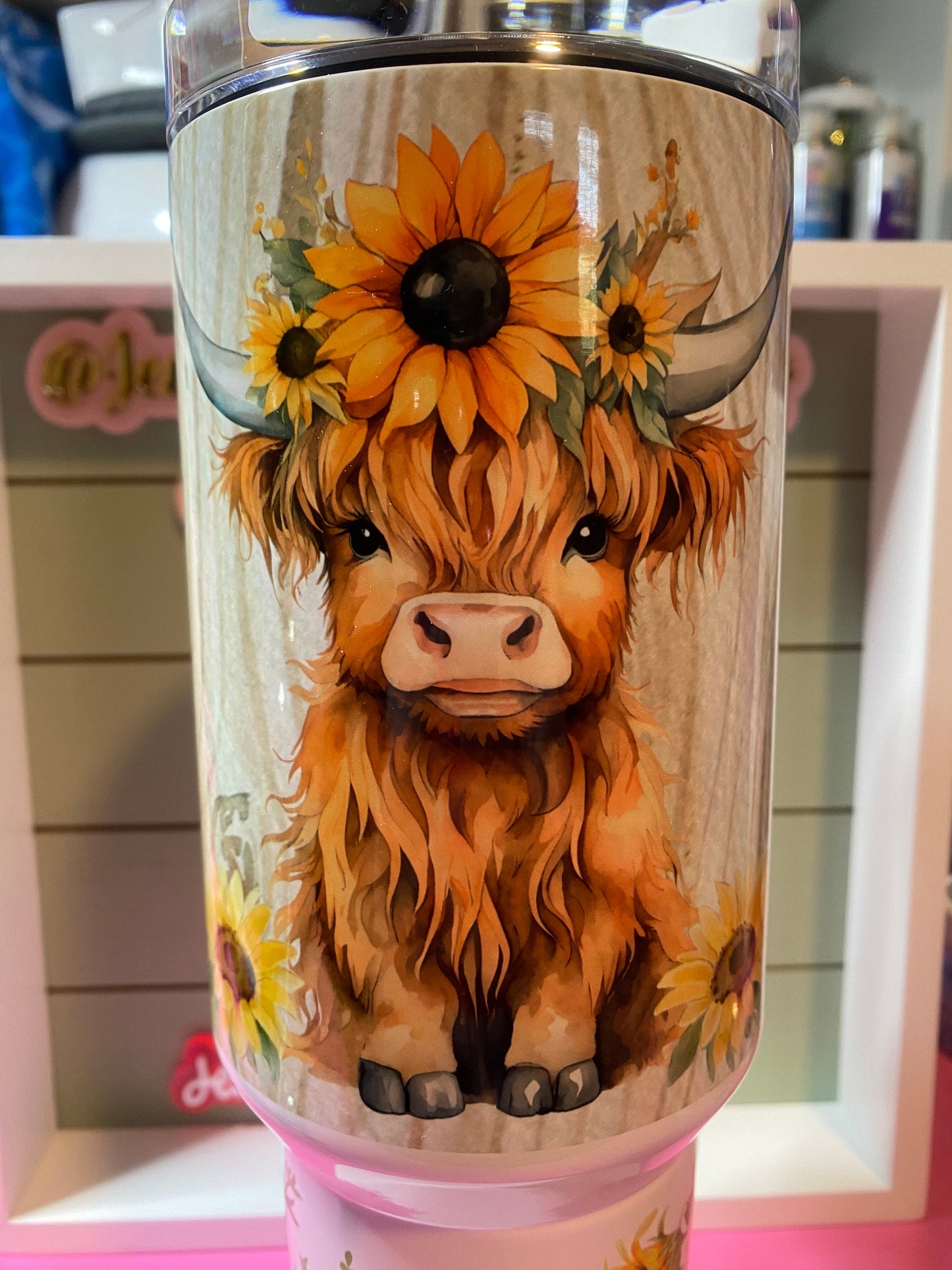 Highland baby cow sunflower , distressed wood and flowers, 40oz , yellow tumbler,  Highland baby cow & flowers  tumbler, gift for her