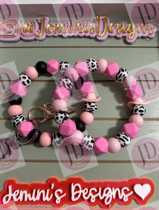 Beaded Bangle Cowboy hat black or pink cow print Keychain/beaded Bangle for her/black or pink bangle keychain wristlet