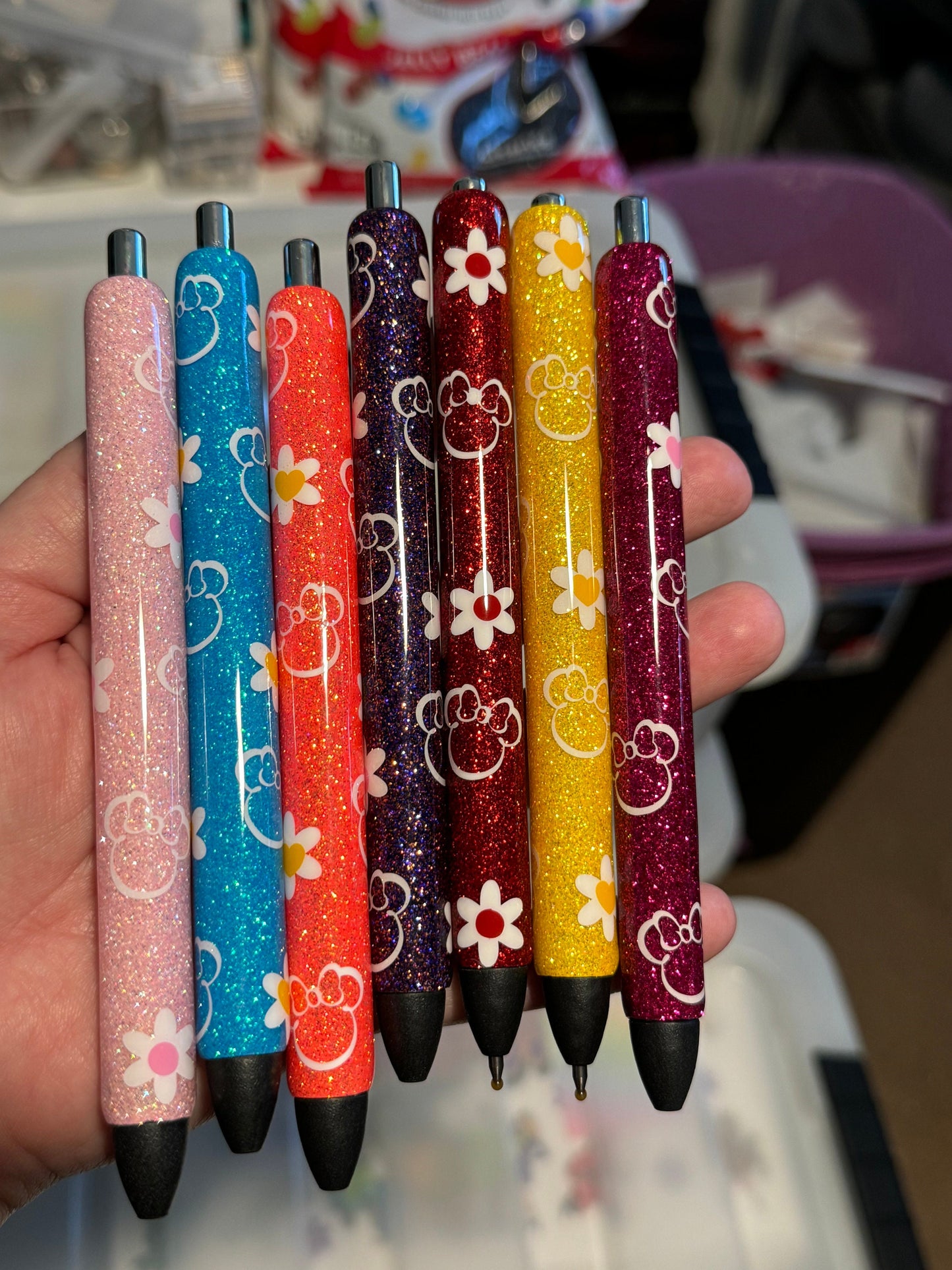 Daisy mouse ears glitter pen, sunflower glitter pen with lots of sparkle. Floral glitter pen, Daisy floral pen/. Mouse ears glitter pens