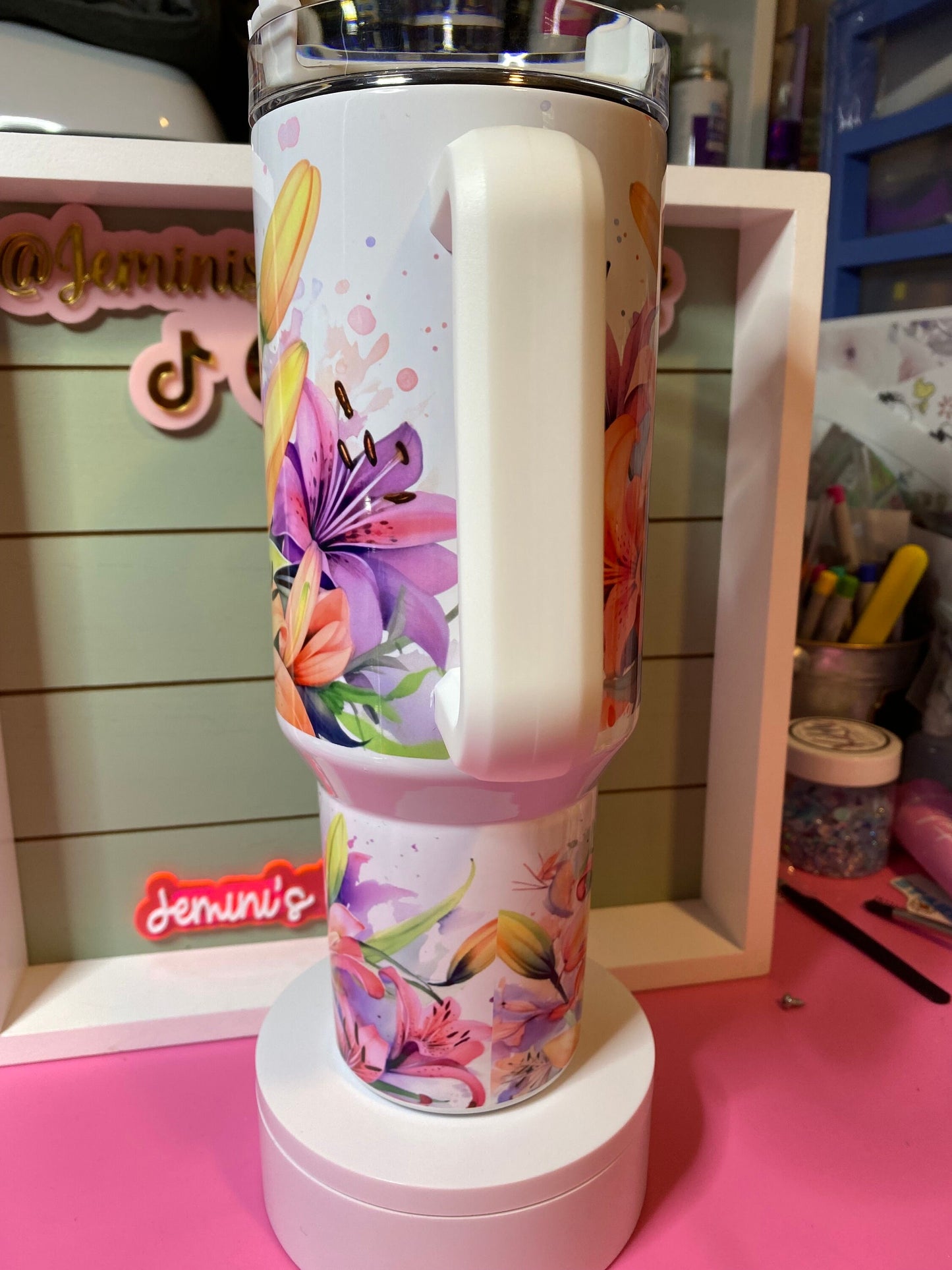 Stargazer lily floral vibrant sublimated 40 oz tumbler/ detailed floral lily tumbler/40 oz dip lilies tumbler/ beautiful vibrant tumbler