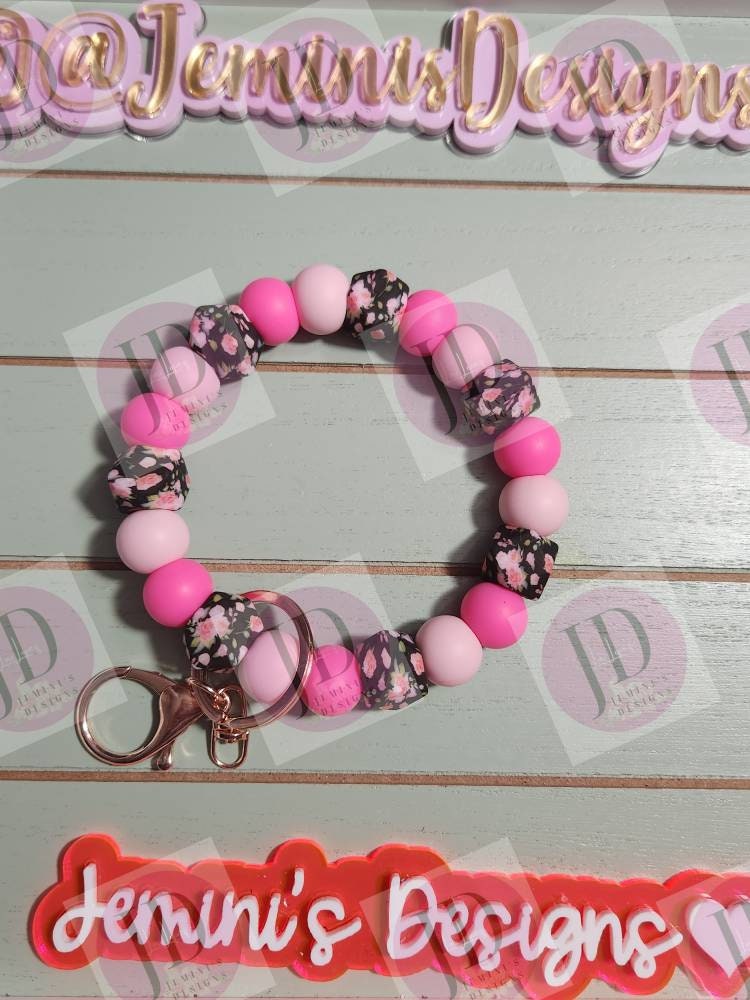 Beaded Bangle floral pink print Keychain/beaded Bangle for her/pink flower wristlet/bangle Keychain