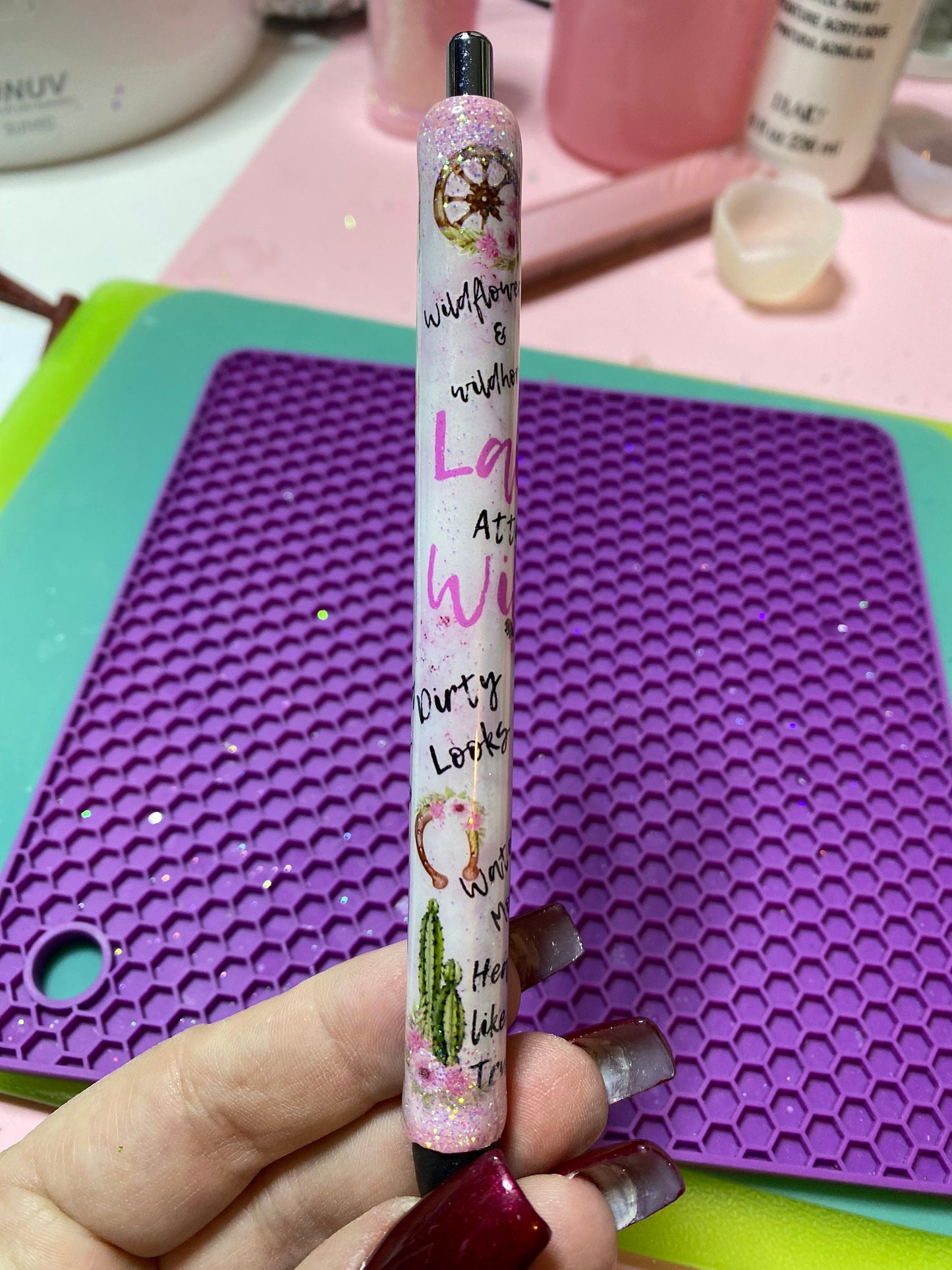 Wilson custom glitter gel pen | Pen wrap Wilson Glitter pen | Wilson Pink Gel pen | Custom Design