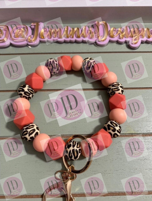 Beaded Bangle leopard & peach  Keychain/beaded leopard print peach Keychain/gifts for mom/anxiety beads/car accessory