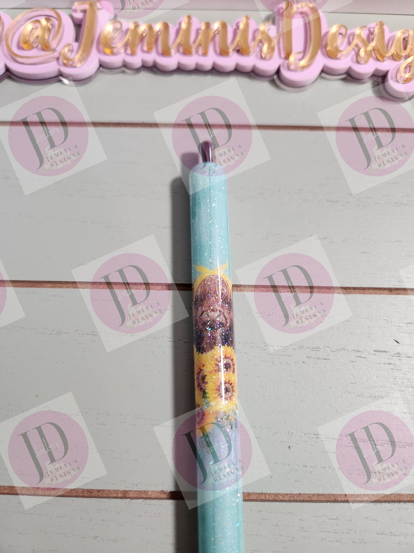 Highland cow & Sunflower aqua pen wrap Glitter pen, pen wrap with Lots of vibrant colors sparkle.   Gorgeous glitter pen