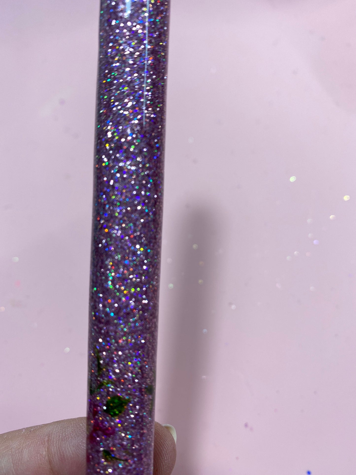 Hello Beautiful Glitter Gel Hummingbird pen.  The pictures do not so this pen justice.  It's a stunning soft pink with so much sparkle. MTO