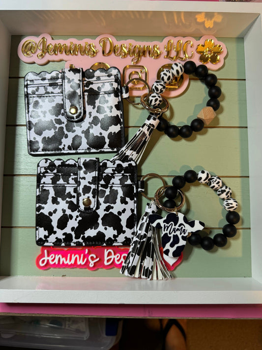 Stretchy/Elastic Beaded Cow pattern black and white Keychain wallet /beaded Stretchy Bangle cow mama or plain wristlet/bangle cow keychain