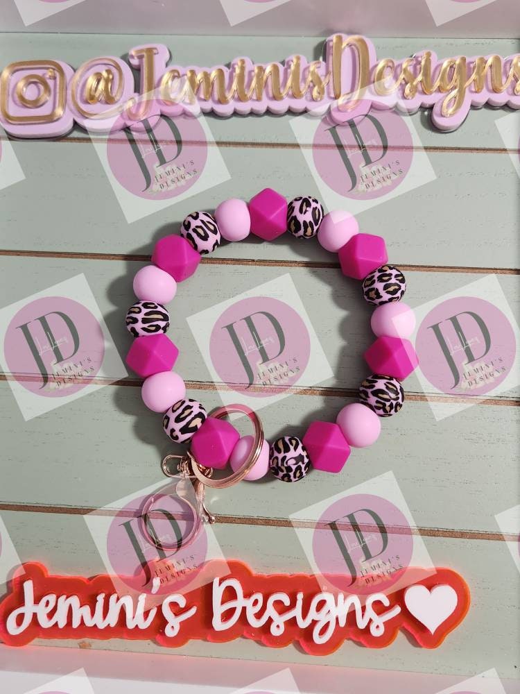 Beaded Bangle pink leopard /Keychain/beaded Bangle for her.  Pink leopard Keychain/beaded leopard bangle bracelet