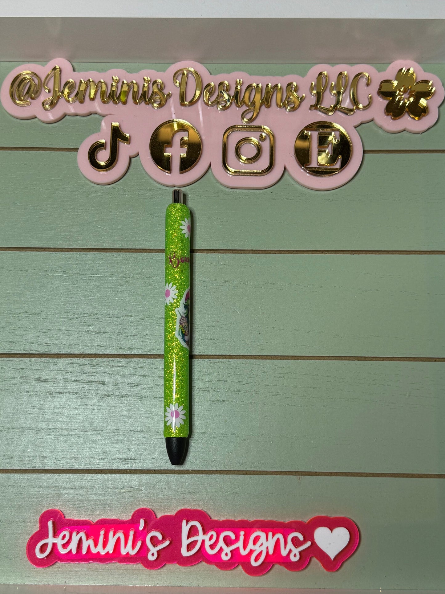 Bougie green girl pen/ glitter bougie girl pen/ green girl coffee glitter pen/ bougie glitter pen/ pink leopard green girl glitter pen