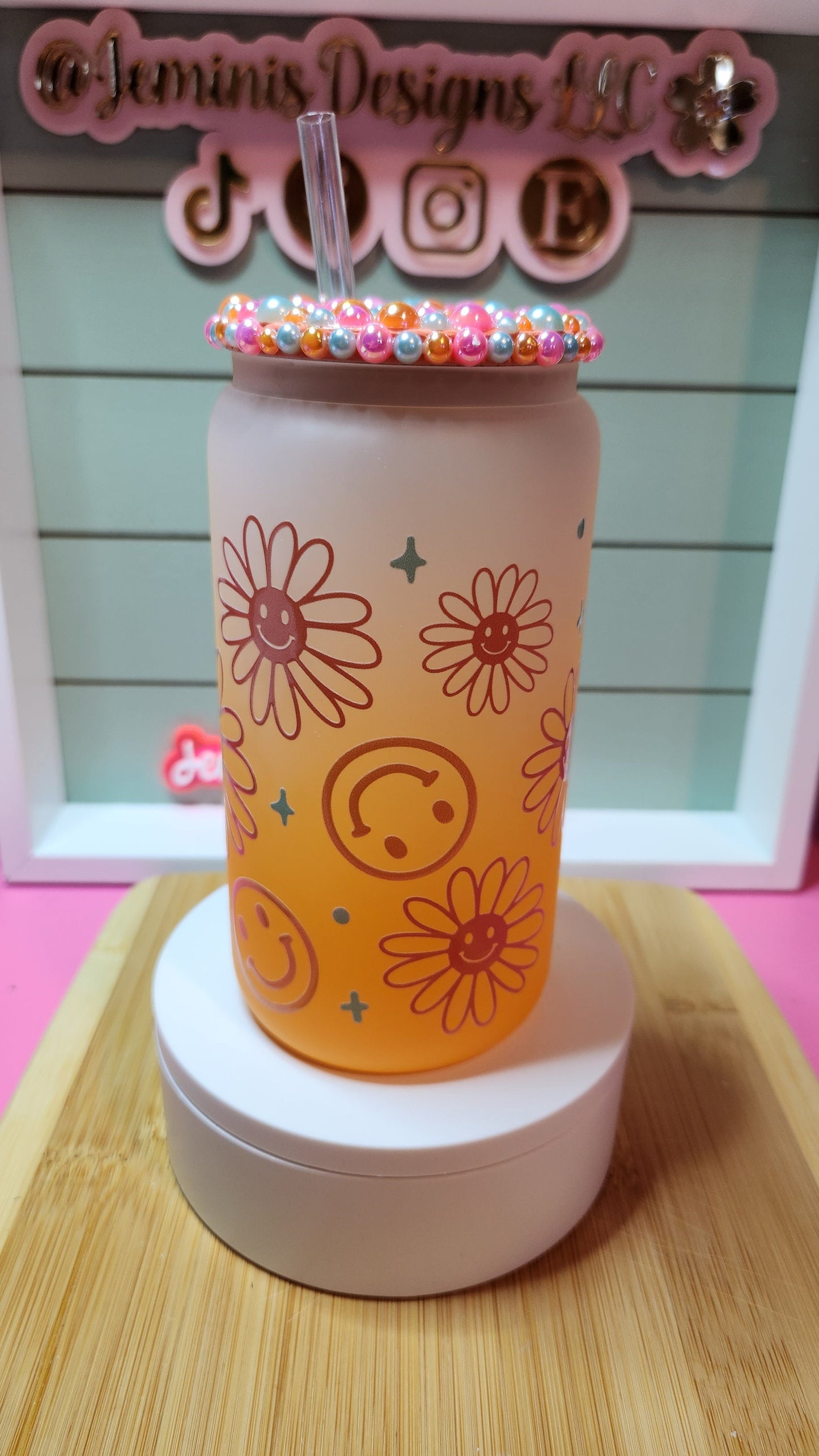 Smiley face flower orange frosted 16oz frosted glass w/ bamboo embelished lid/ floral smiley face flower  glass can tumbler